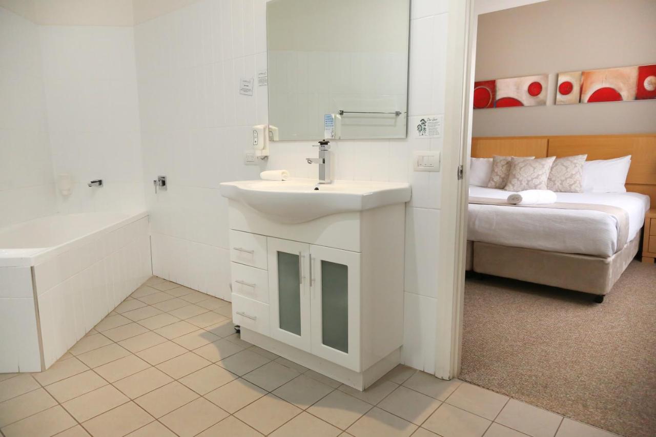 Centrepoint Apartments Гриффит Экстерьер фото