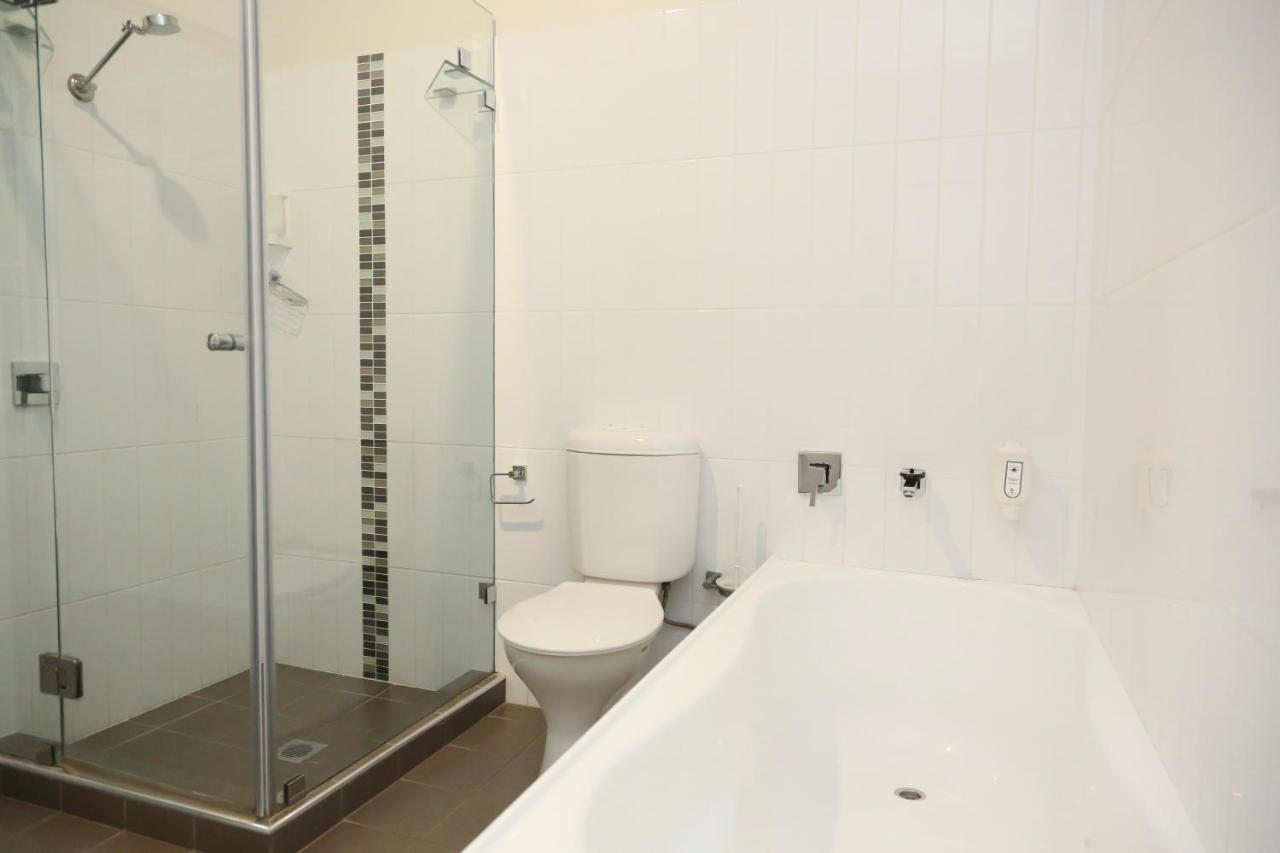 Centrepoint Apartments Гриффит Экстерьер фото